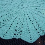 Lacy Round Ripple Blanket